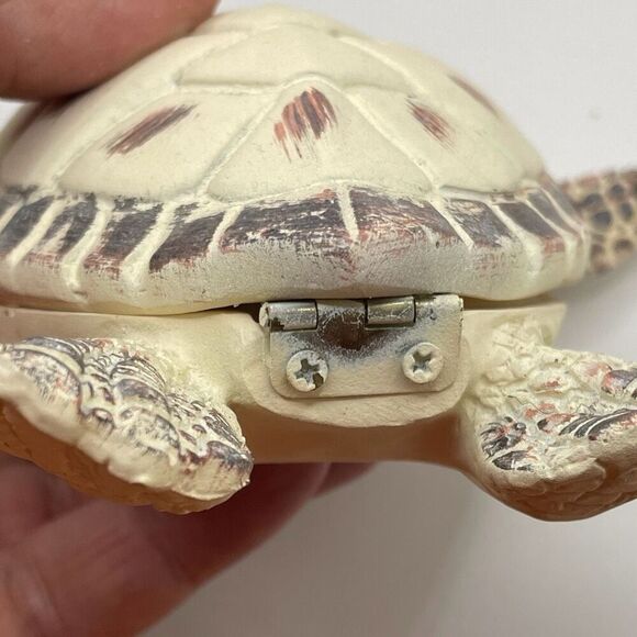 Ceramic Sea Turtle Trinket Box Cream White 6x6 Home Decor Beachy Vibes - Picture 9 of 9